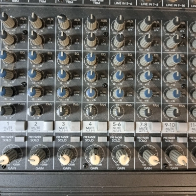 MACKIE 1202-VLZ Pro 3